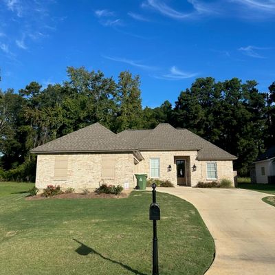 228 Oak Alley Dr, Ruston, LA 71270