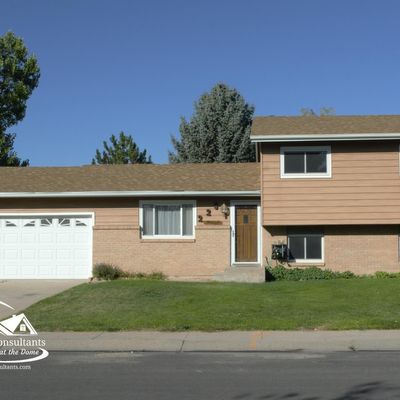 228 S Wind River Dr, Douglas, WY 82633