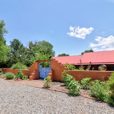 23 Private Drive 1637a, Abiquiu, NM 87510