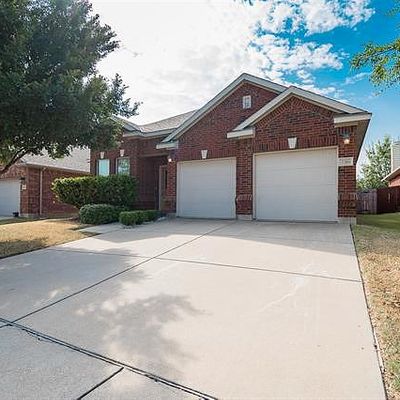 2316 Grand Rapids Dr, Fort Worth, TX 76177