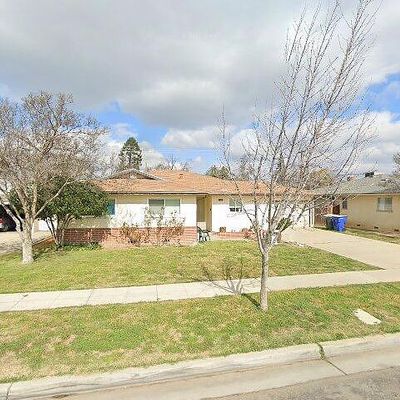 2343 E Saginaw Way, Fresno, CA 93726