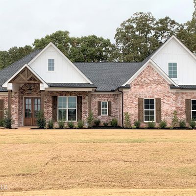 2907 Highwoods Drive, Byhalia, MS 38611