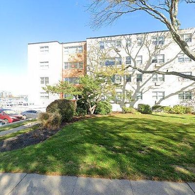 292 Pequot Ave #4 B, New London, CT 06320