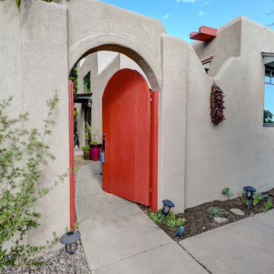 2921 Calle Del Res, Santa Fe, NM 87505