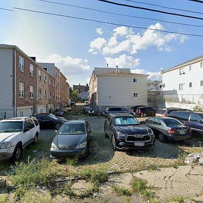 2943 Far Rockaway Blvd, Far Rockaway, NY 11691