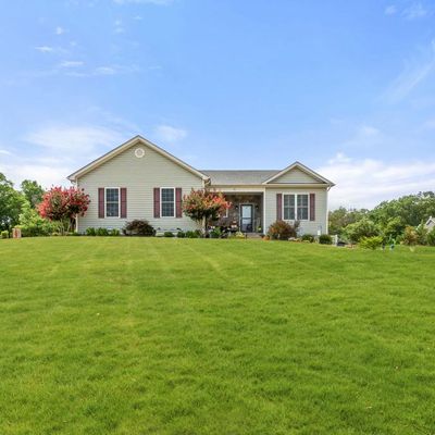 30 Landing Ln, Stephens City, VA 22655