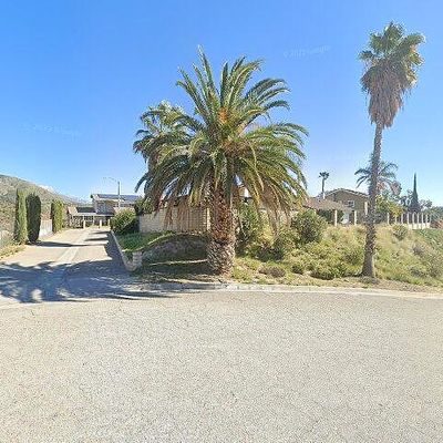 3031 Mountain Top Dr, Highland, CA 92346