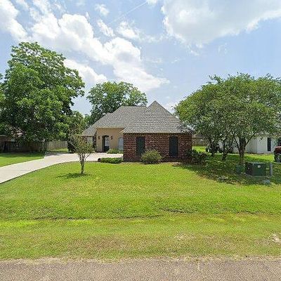 30350 Red Cardinal St, Denham Springs, LA 70726