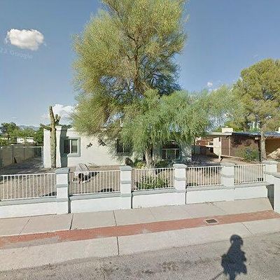 3041 S Tower Rd, Tucson, AZ 85713