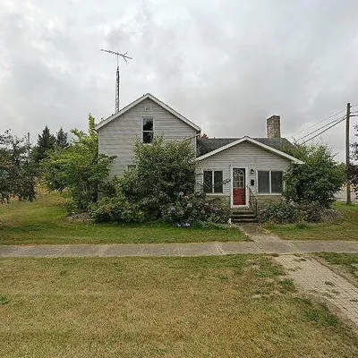 307 W Indiana St, Edon, OH 43518