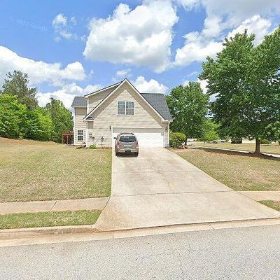 310 Creekside Cir, Hampton, GA 30228