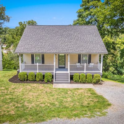 310 Giles Ave, Vinton, VA 24179