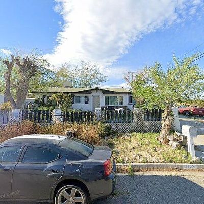 3127 Milton Dr, Mojave, CA 93501