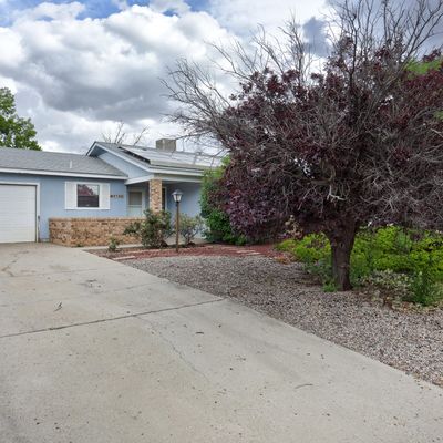 2720 Pinewood Dr Se, Rio Rancho, NM 87124