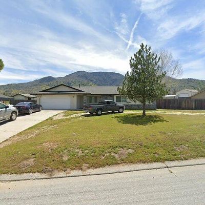 27420 Hialeah Dr, Tehachapi, CA 93561