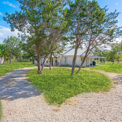 276 Tesoro Dr, Pipe Creek, TX 78063