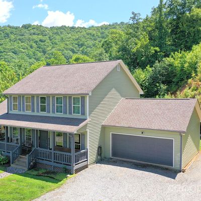 281 E Wabash Dr, Sylva, NC 28779