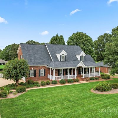 286 Canvasback Rd, Mooresville, NC 28117