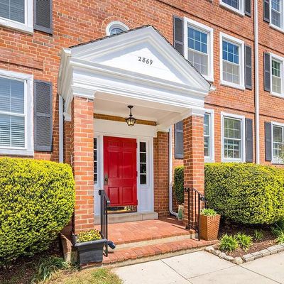 2869 S Buchanan Street, Arlington, VA 22206