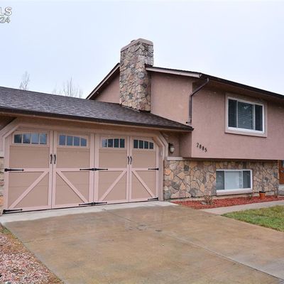 2885 Vickers Dr, Colorado Springs, CO 80918