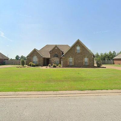 290 Willow Springs Dr, Medina, TN 38355