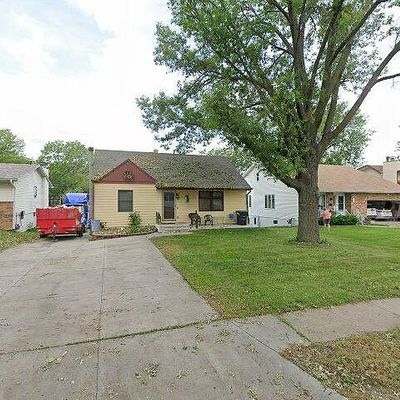 3406 S 43 Rd St, Omaha, NE 68105