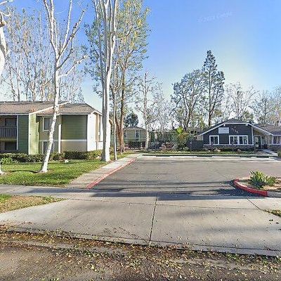 3535 Banbury Dr #79, Riverside, CA 92505