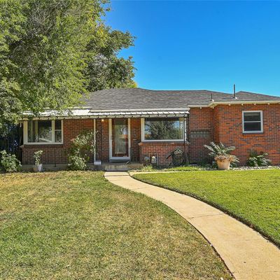 3580 Newport St, Denver, CO 80207