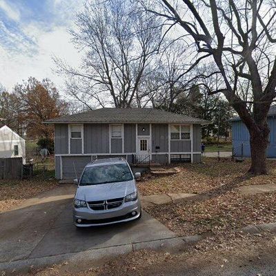 3621 S Scott Ave, Independence, MO 64052