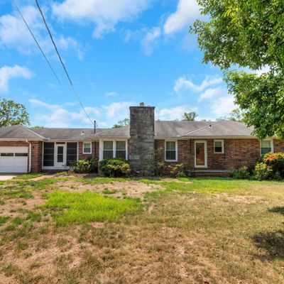 365 E Butler Ave, Vineland, NJ 08360