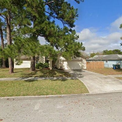 3703 Foxcroft Rd, Jacksonville, FL 32257