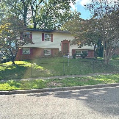 3709 Stonecliff Rd, Suitland, MD 20746