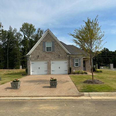 375 Country Garden Drive, Southaven, MS 38671