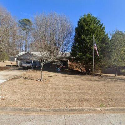 3751 Sherwood Dr, Douglasville, GA 30135