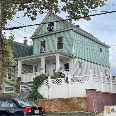 378 Jeffries St, Perth Amboy, NJ 08861