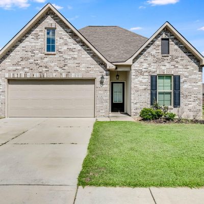 317 Valcour Pl, Youngsville, LA 70592