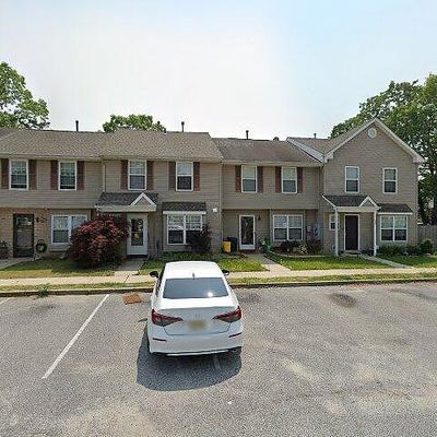 32 Grant Ln, Berlin, NJ 08009