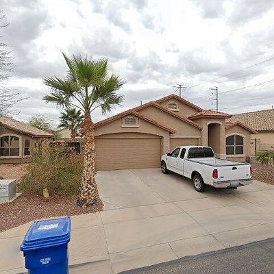 3232 S Calderon, Mesa, AZ 85212