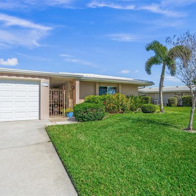 3273 Southfield Lane, Sarasota, FL 34239