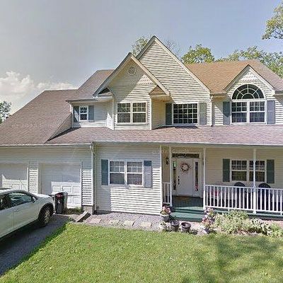 33 Potters Lane, Huntington, NY 11743