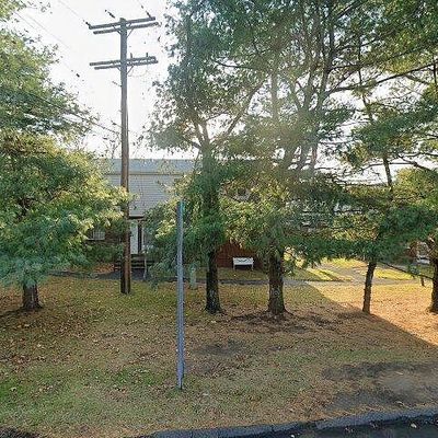 330 Short Beach Rd #F8, East Haven, CT 06512