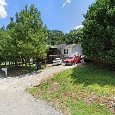 332 W Everett St, Sparta, TN 38583