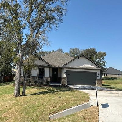 409 Guadeloupe Lane, Springtown, TX 76082