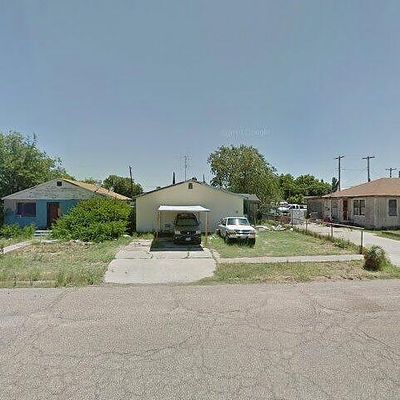 411 N Cedar St, Kermit, TX 79745