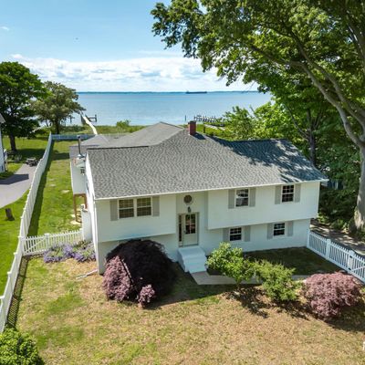 412 Beachside Dr, Stevensville, MD 21666