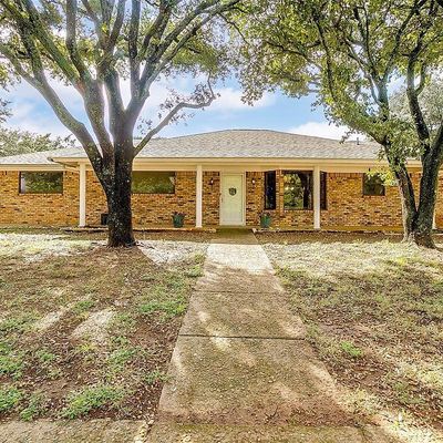 413 Trail Lake Dr, Crowley, TX 76036