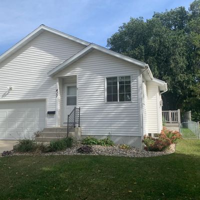 417 S Yale Ave, Litchfield, MN 55355