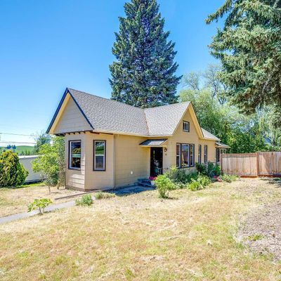 425 N Bridge St, Palouse, WA 99161