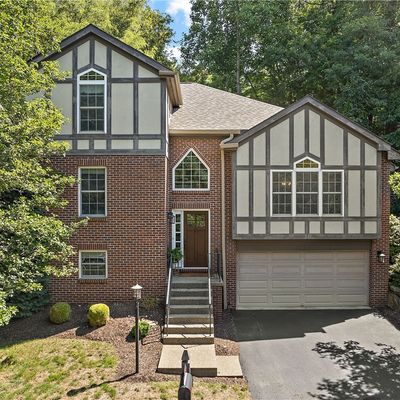 426 Rockledge Dr, Sewickley, PA 15143