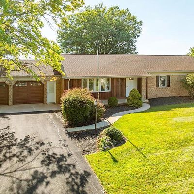 430 Glen Mar Ave, New Holland, PA 17557